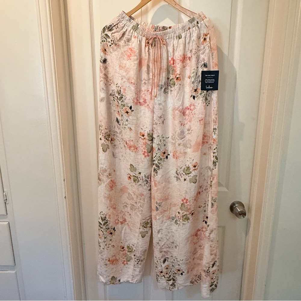 Lulu's Spring Time Light Pink Floral Elastic Waist Wide Leg Pants NWT-L